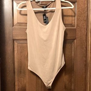 Express body contour bodysuit medium